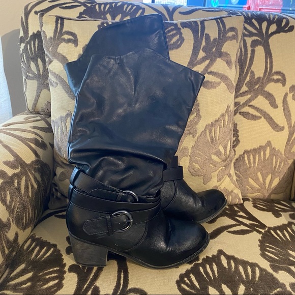 Preowned Women’s Black Tall Knee Boots 71/2 - Picture 1 of 7